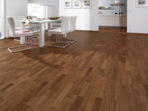 Parkett-Holz Nussbaum